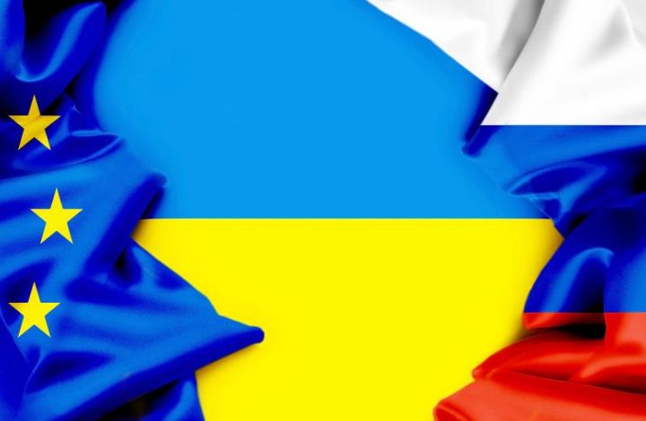 Политолог о позиции Киева по миротворцам: США что, граничат с Украиной?